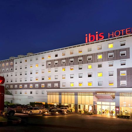Ibis Pattaya Hotel Exterior foto